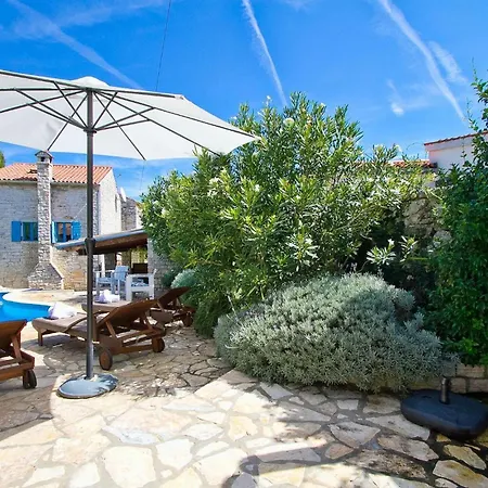 Lui Holiday home