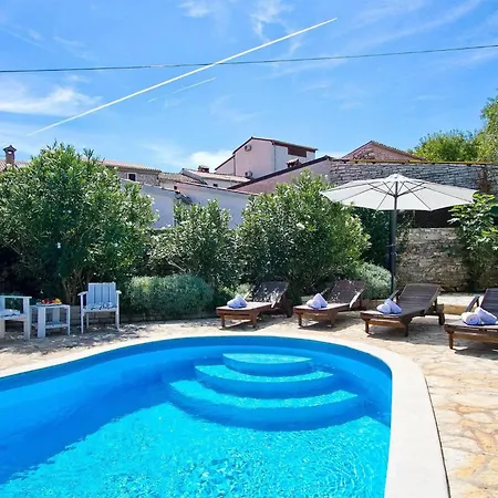 Lui Holiday home *